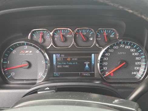 Used 2018 Chevrolet Silverado 1500 LT w/ All Star Edition AWD/4WD image 33