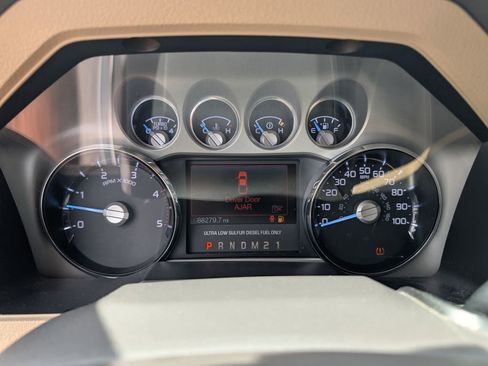 Used 2016 Ford F250 Lariat w/ Chrome Package image 17