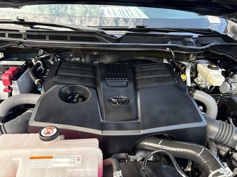 Used 2025 Toyota Tundra SR5 w/ SR5 Convenience Package AWD/4WD image 36