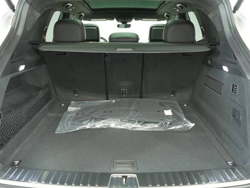 New 2026 Porsche Cayenne GTS image 27