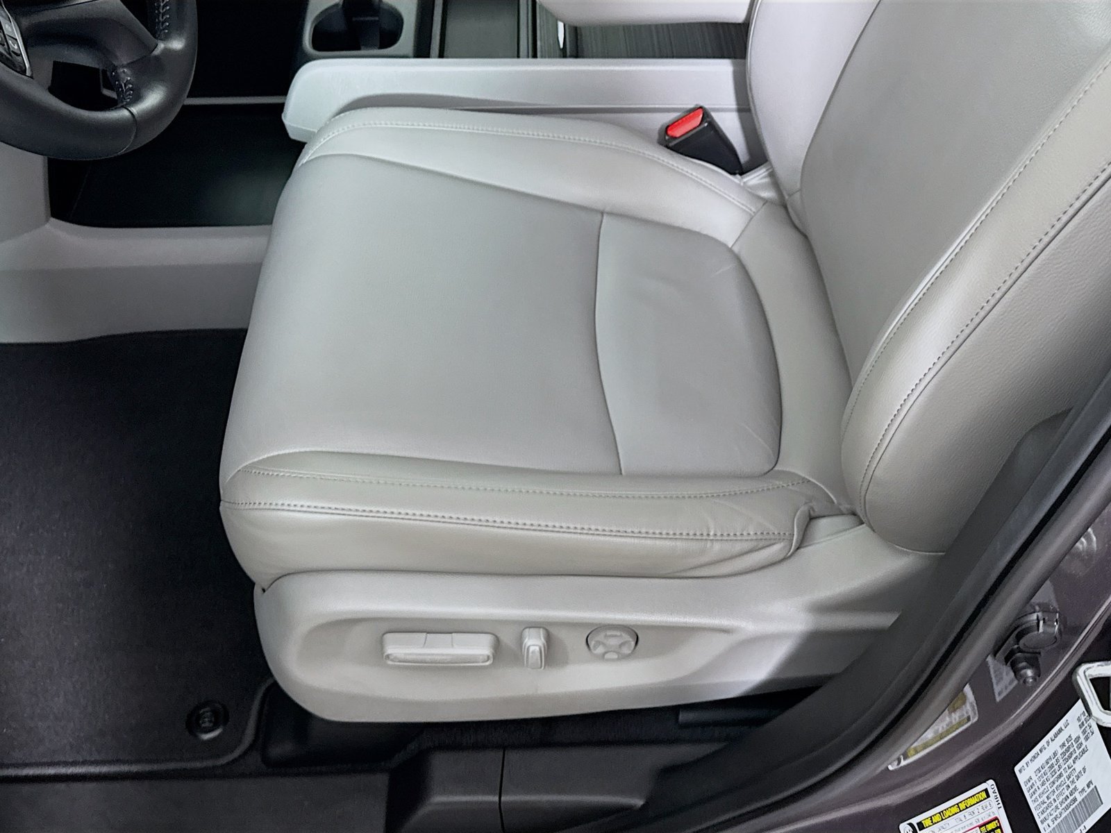 Used 2018 Honda Odyssey EX-L image 21