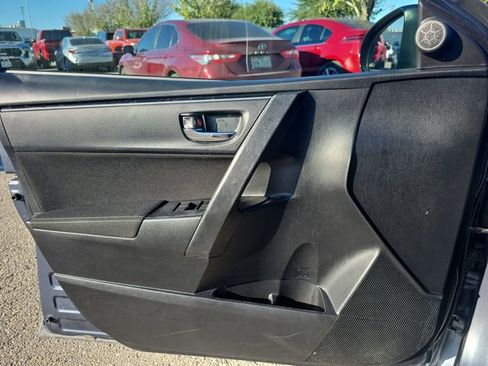 Used 2019 Toyota Corolla LE image 26