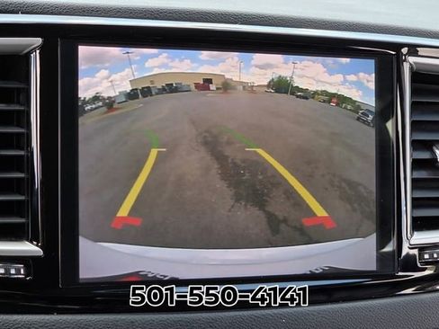 Used 2024 Chrysler Pacifica Touring-L FWD image 22