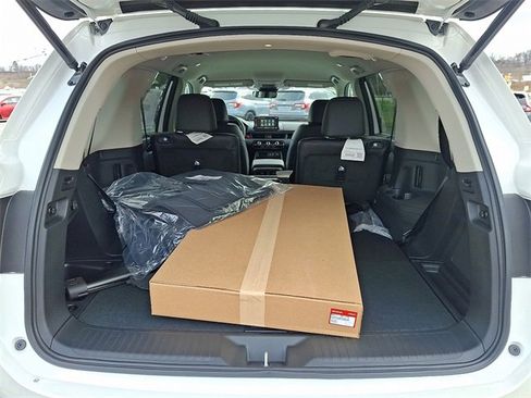 New 2025 Honda Pilot EX-L image 19