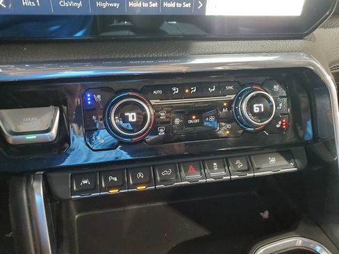 Used 2024 GMC Sierra 1500 Denali w/ Technology Package AWD/4WD image 35