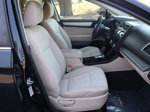 Used 2018 Subaru Outback 2.5i Premium AWD/4WD image 21