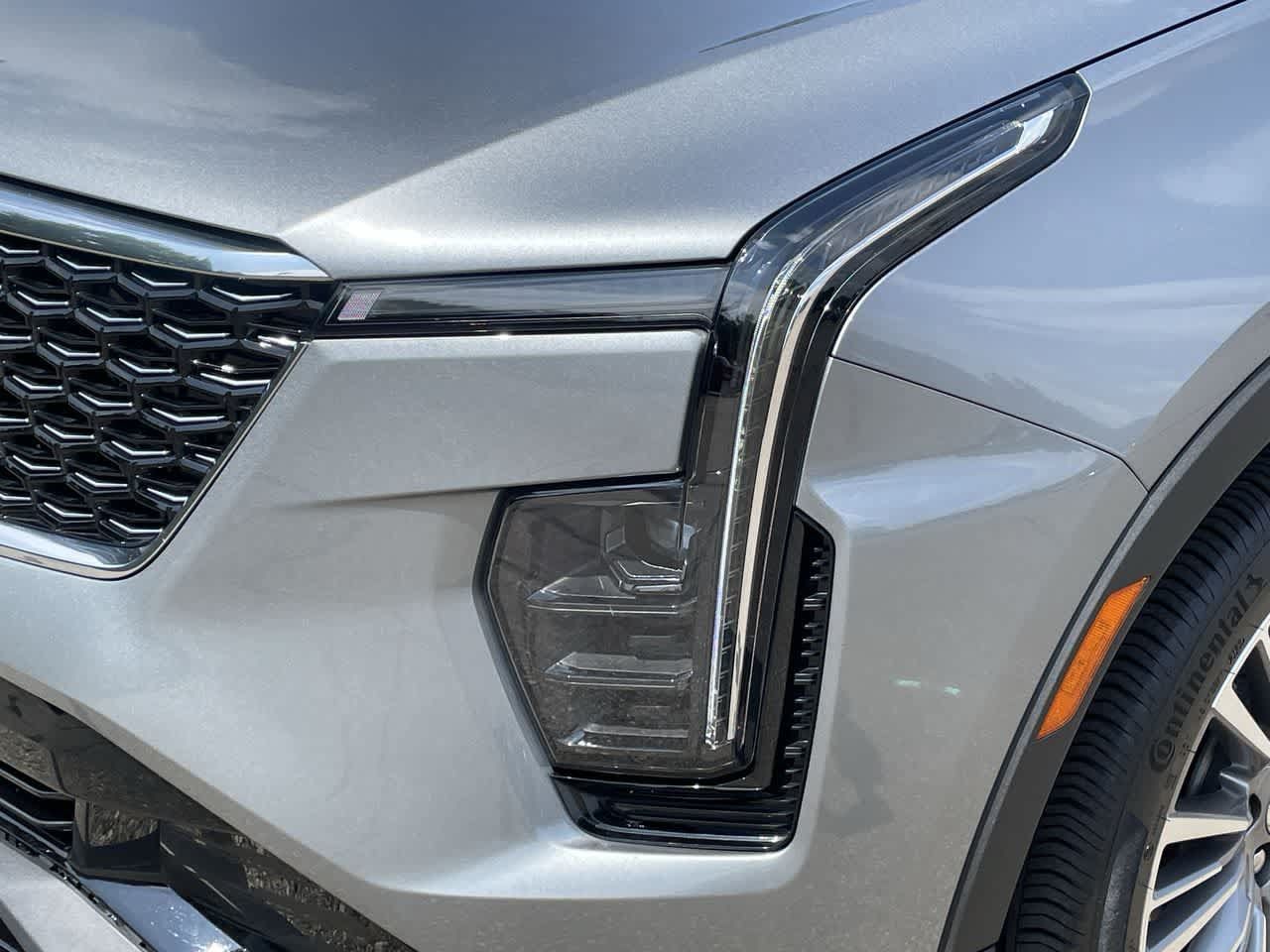 Certified 2024 Cadillac XT4 Premium Luxury AWD/4WD image 38