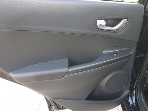 Certified 2023 Hyundai Kona SEL w/ Convenience Package image 27