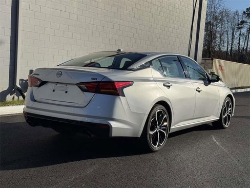 Used 2023 Nissan Altima 2.5 SR image 20