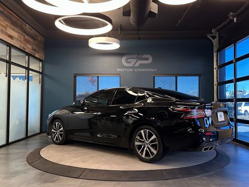 Used 2020 Nissan Maxima 3.5 SV w/ Floor Mat Group image 5