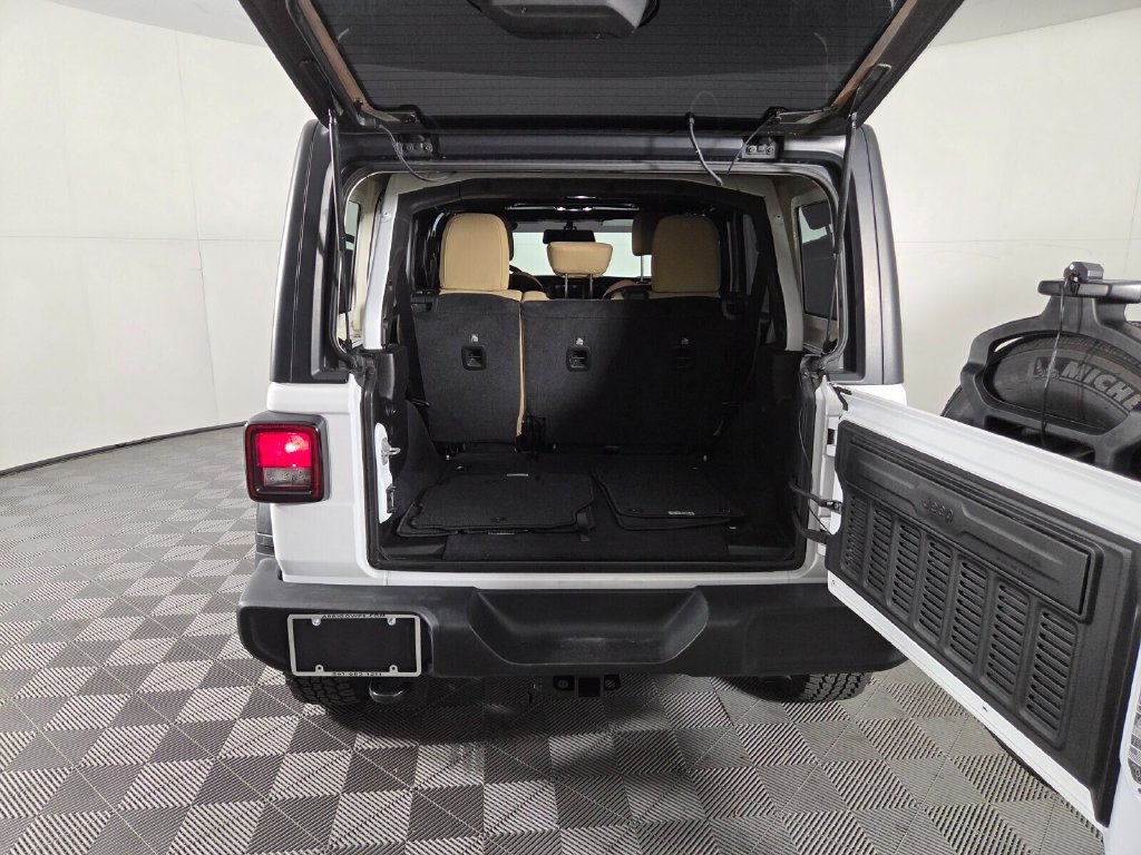 Used 2022 Jeep Wrangler Unlimited Sport AWD/4WD image 26