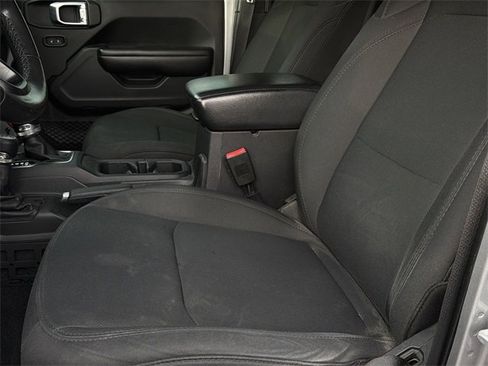 Used 2018 Jeep Wrangler Unlimited Sport S image 12