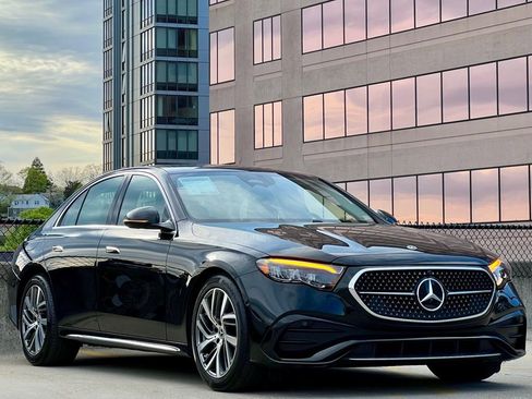 Certified 2025 Mercedes-Benz E 350 4MATIC Sedan image 1