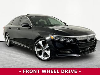 Used 2019 Honda Accord Touring video 3