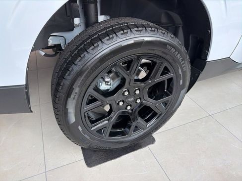 New 2025 Ford Maverick XLT w/ XLT Luxury Package image 6