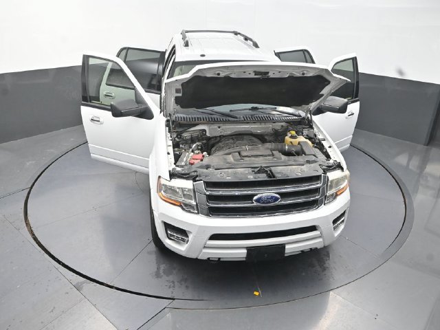 Used 2017 Ford Expedition EL XLT w/ Equipment Group 202A AWD/4WD image 40