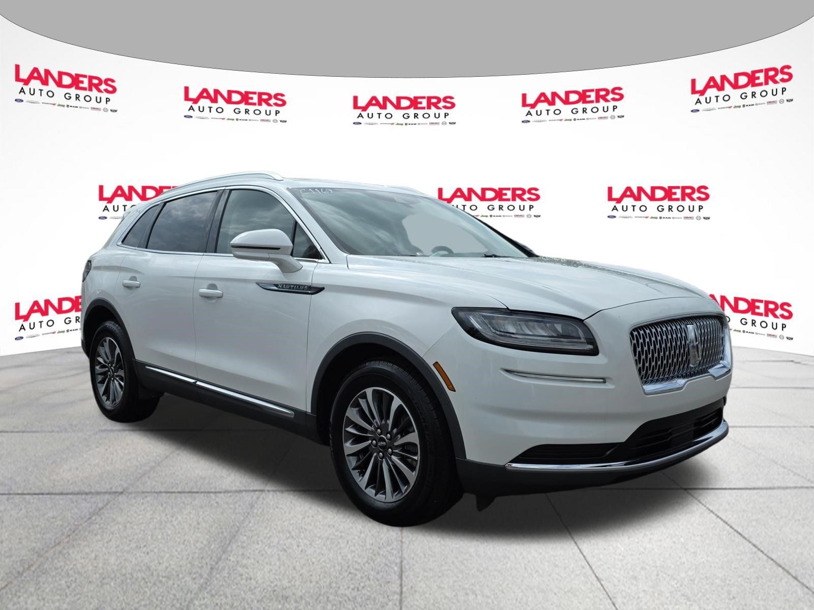 Used 2023 Lincoln Nautilus Reserve AWD/4WD image 1