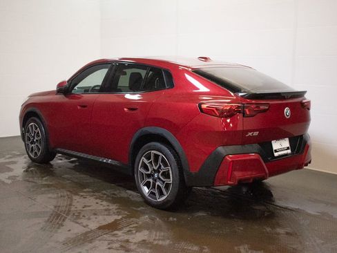 Used 2025 BMW X2 xDrive28i w/ Premium Package image 6