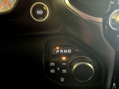 New 2026 RAM 1500 4x4 Crew Cab image 22