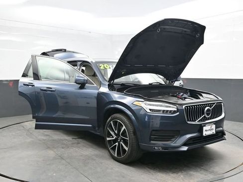 Used 2020 Volvo XC90 T6 Momentum AWD/4WD image 39