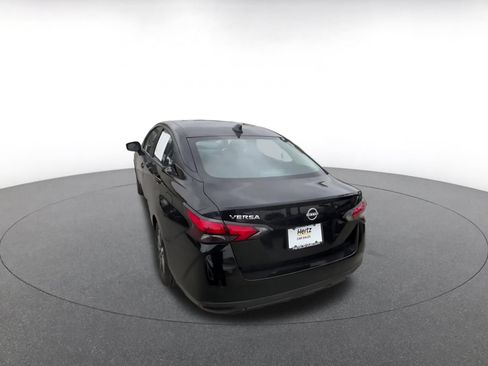 Used 2025 Nissan Versa SV FWD image 11
