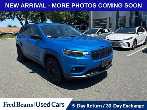 Used 2023 Jeep Cherokee Altitude Lux AWD/4WD image 1