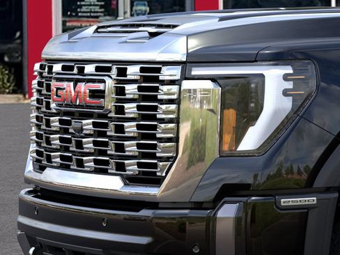 New 2026 GMC Sierra 2500 Denali w/ Denali Reserve Package image 13