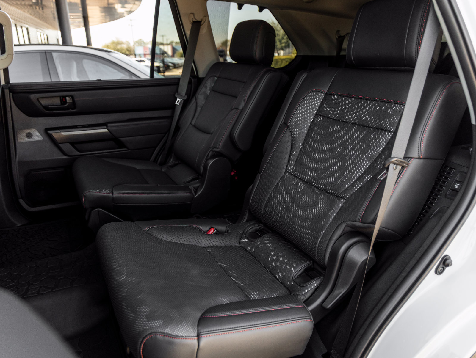 Used 2023 Toyota Sequoia TRD Pro AWD/4WD image 38