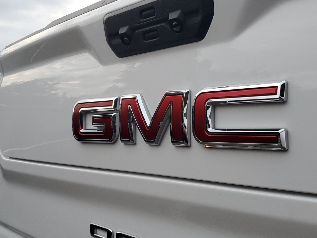 Used 2024 GMC Sierra 1500 Denali w/ Denali Reserve Package AWD/4WD image 6