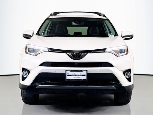 Used 2017 Toyota RAV4 Limited FWD image 3