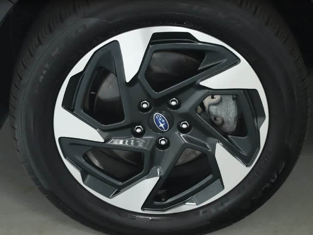 Used 2024 Subaru Crosstrek 2.5i Limited w/ Crosstrek Mirror Package AWD/4WD image 36