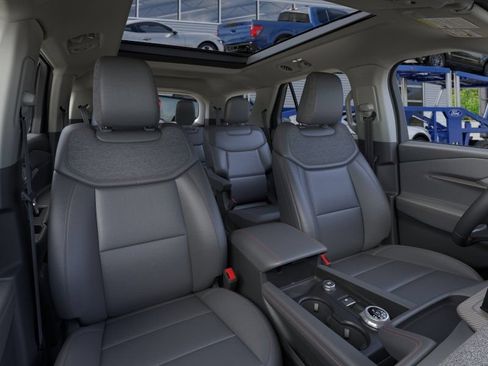 New 2026 Ford Explorer Active w/ Active Comfort Package AWD/4WD image 10
