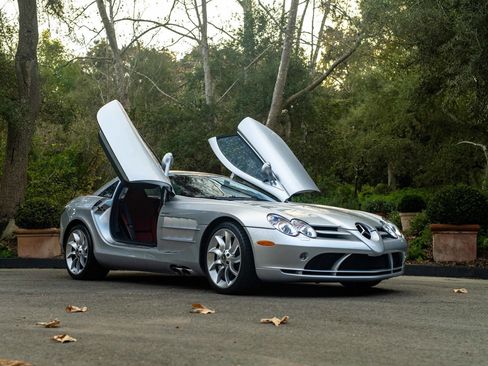 Used 2006 Mercedes-Benz SLR COUPE 2D image 1
