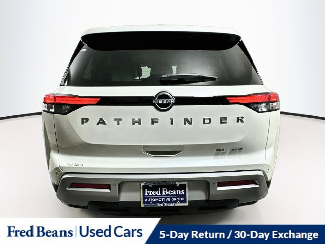 Used 2024 Nissan Pathfinder SL AWD/4WD image 7