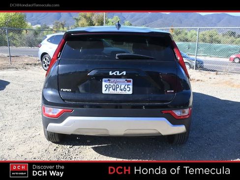 Used 2024 Kia Niro LX FWD image 6