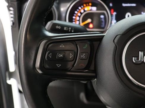 Used 2022 Jeep Wrangler Unlimited Sport AWD/4WD image 19