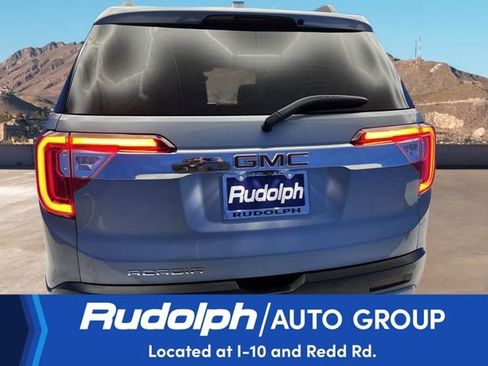 Used 2023 GMC Acadia SLT w/ Preferred Package image 4