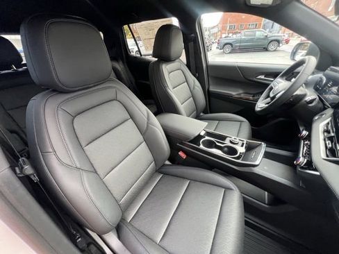 New 2026 Chevrolet Equinox LT w/ Convenience Package II image 26