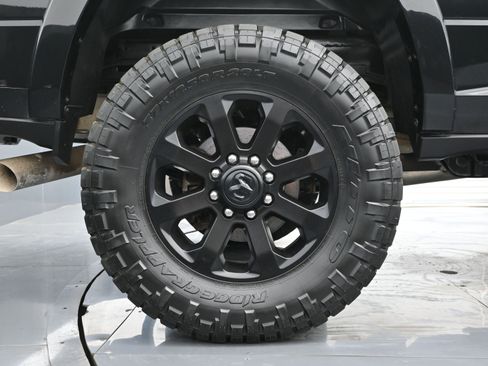 Used 2020 RAM 2500 Laramie w/ Night Edition image 17