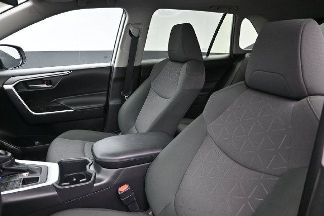 Certified 2023 Toyota RAV4 XLE w/ Convenience Package AWD/4WD image 29
