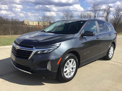 Used 2022 Chevrolet Equinox LT image 3