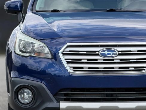 Used 2015 Subaru Outback 3.6R Limited AWD/4WD image 11
