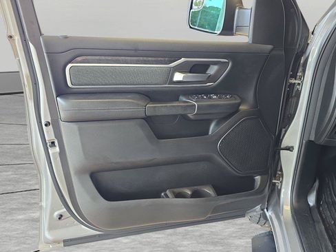 Used 2020 RAM 1500 Big Horn AWD/4WD image 12