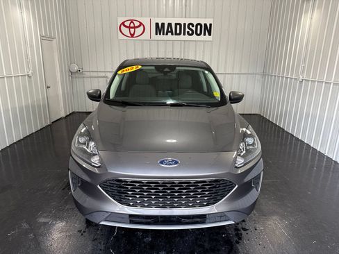 Used 2022 Ford Escape SE w/ Convenience Package AWD/4WD image 5