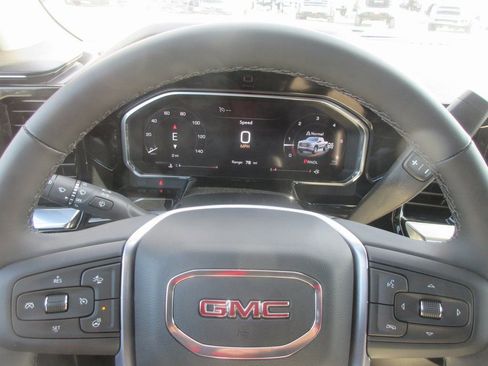 New 2026 GMC Sierra 1500 SLE w/ Max Trailering Package image 17