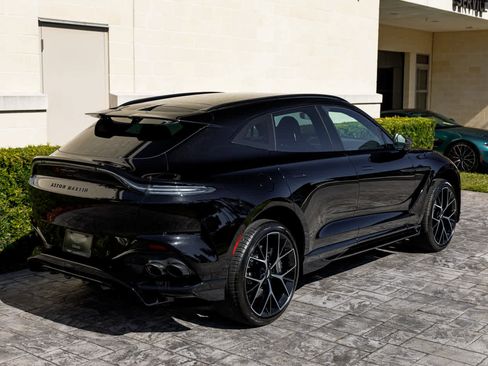 Used 2025 Aston Martin DBX 707 image 25