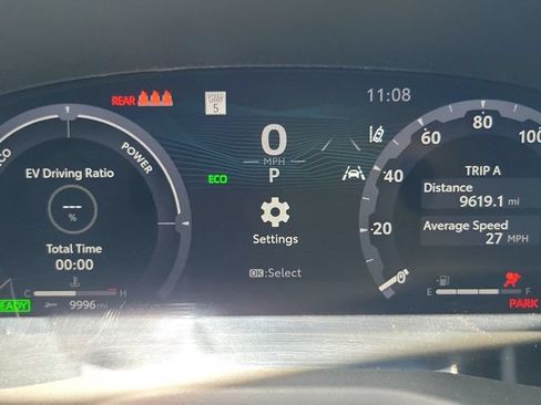 Used 2026 Toyota Camry XLE w/ Premium Plus Package FWD image 28