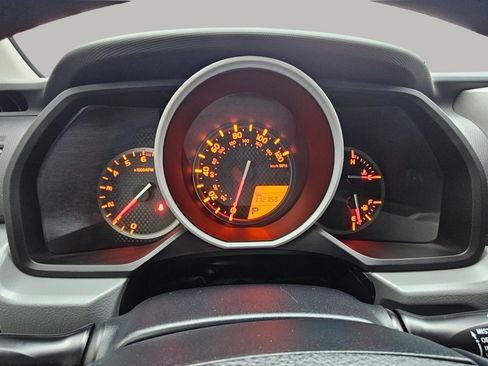 Used 2013 Toyota 4Runner SR5 w/ Convenience Pkg image 6