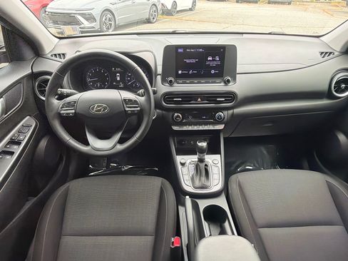 Certified 2022 Hyundai Kona SEL w/ Convenience Package FWD image 22