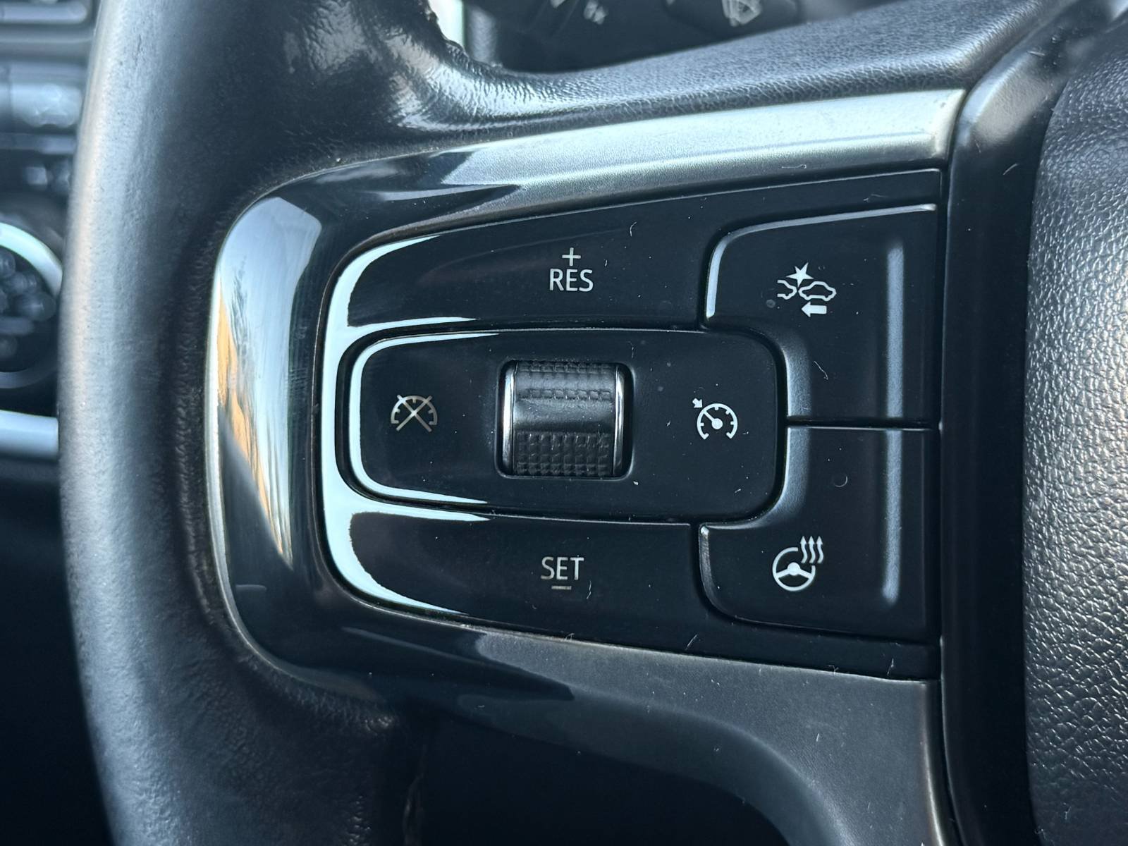 Used 2020 Chevrolet Silverado 3500 LT w/ All Star Edition AWD/4WD image 31